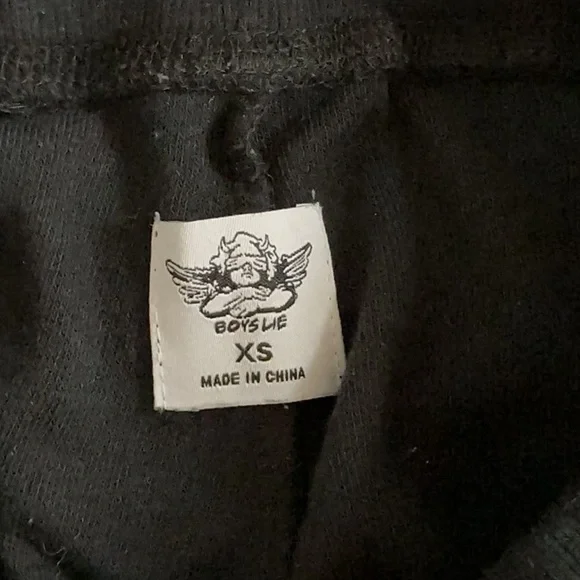 Black 'Boys Lie' Velour Women's Shorts - Picture 4 of 4